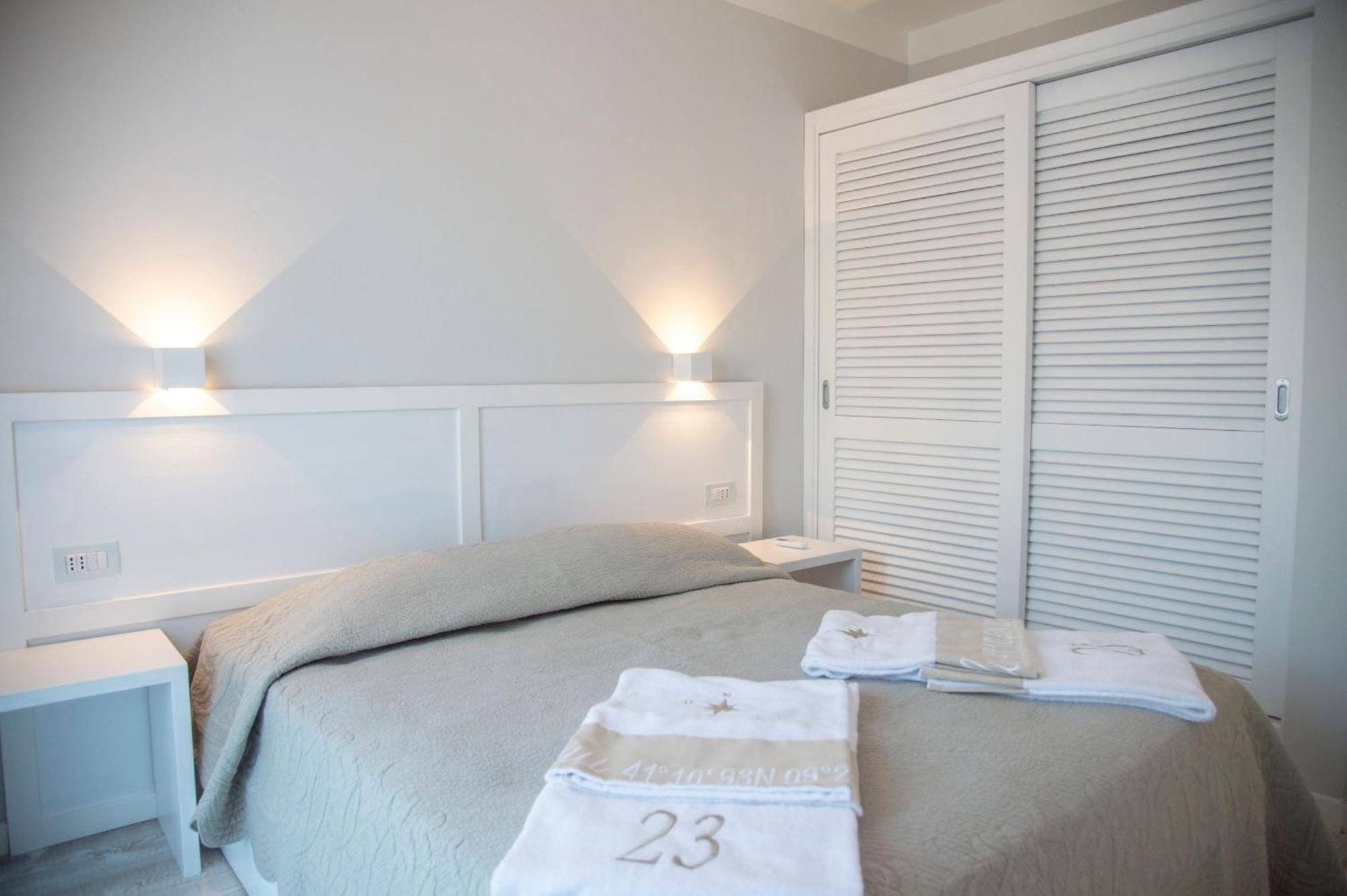 La Sciumara Resort Palau Εξωτερικό φωτογραφία