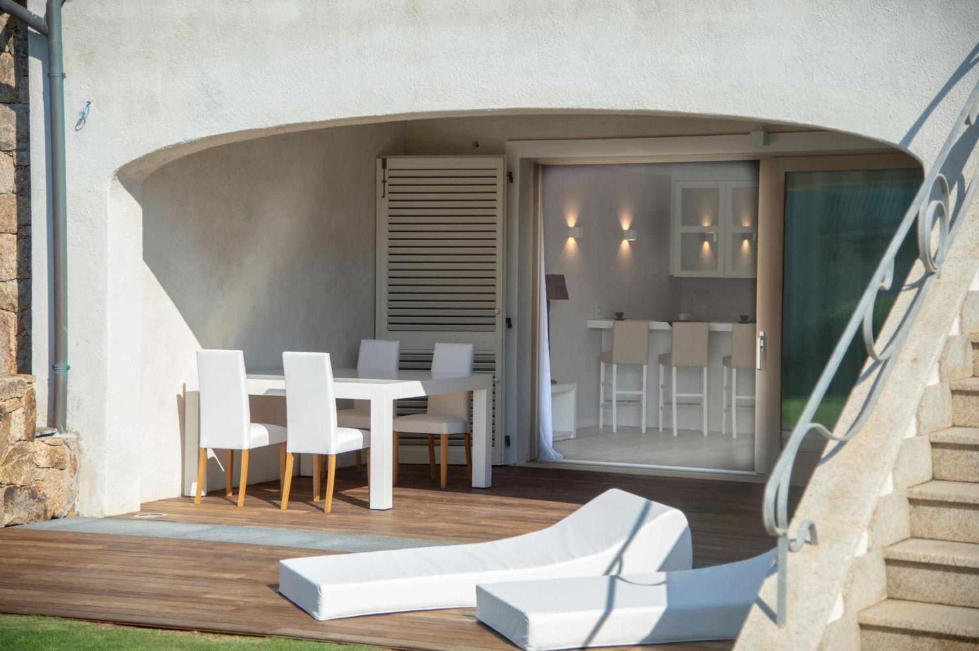 La Sciumara Resort Palau Εξωτερικό φωτογραφία